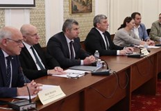 Булгаргаз и КЕВР се съгласиха с предложението да спаднат цените