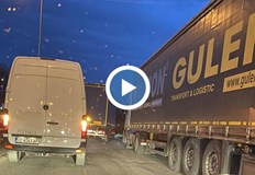 Вчера местните власти поискаха екипи на АПИ да контролират тировете