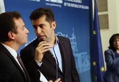 По думите на депутата от ГЕРБ това означава съкращаване на над