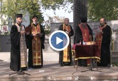 Свещеници отслужиха молитва в памет на загиналите русенски воиниРитуал