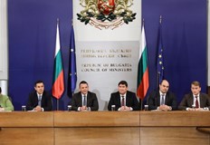 Компанията доброволно ще прехвърли своя център на икономическа дейност в