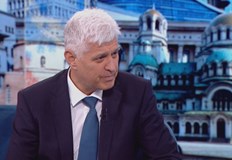 Според военния министър армията ни е изостанала тотално в модернизационно