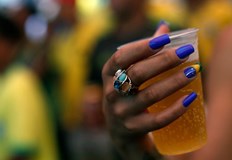 Мисля че е по спокойно Нямате тези много пияни хора навсякъде