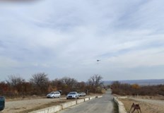 Няма опасност за близките населени местаС насрещен огън е започнало