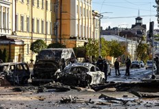 Ранени са 9 души в украинската столицаМножество експлозии бяха чути
