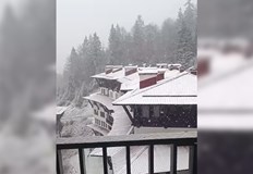 Очакваната снежна покривка ще е между 2 6 смСняг падна тази