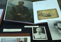 За първи път празникът се отбелязва през 1909 година в ПловдивНа