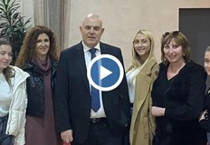 Може би ние сме страната на неограничените възможности а не