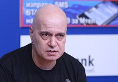 Лидерът на ИТН с ироничен политически коментарЕто какво написа Слави