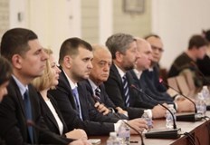 С вас нямаме червени линии и вече демонстрирахме мнозинства по