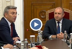 Гледайте консултациите на президента Румен Радев с ДПС за възможностите за съставяне