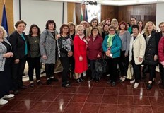 Трябват реални мерки с които да помагаме на младите да