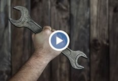 Градоначалникът беше нападнат с гаечен ключРазправия заради търг е вероятната