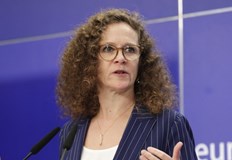 Нидерландският парламент одобри декларация която казва Не България и Румъния