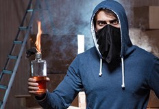 Полицията е провела специализирана операция в гръцката столица във връзка