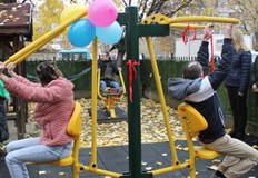 Новите придобивки са закупени със средства на дарителиС нови три