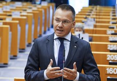 За каква свързаност говорим при положение че между Русе и