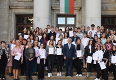 Младежите от Молдова споделиха че с удоволствие биха се върнали