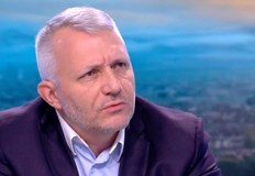 Адвокат Хаджигенов призова политиците да поискат от президента амнистия за