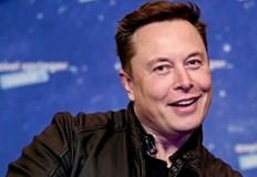 Илон Мъск​ вече е наше момче според коментари в TwitterКоментари