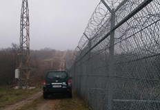 Тримата са задържани снощи по сигнал за грабеж на нелегални