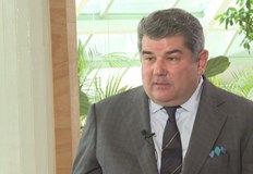 Дан Шомън гостува у нас по покана на Съюза за стопанска