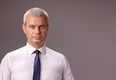 Свирчев обяснява назидателно как още утре трябва да си дадем самолетитеВчера