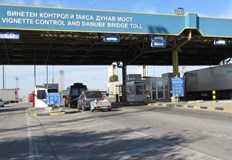 54 мигранти заловени на Дунав мост са осъдени през октомвриНад
