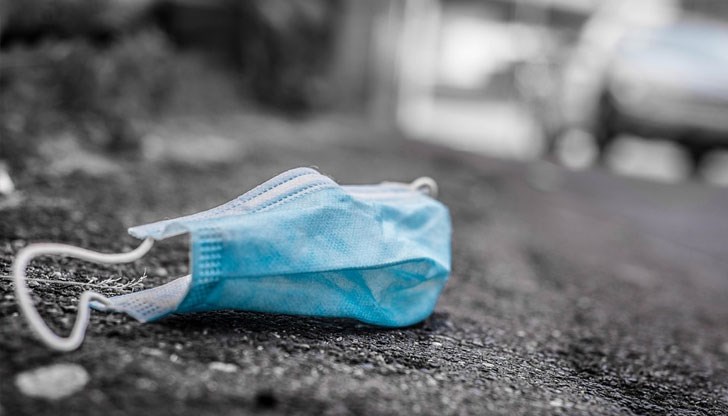 Изискването за носене на маски остава за лечебните заведения и социалните домове Изискването за носене на маски остава за лечебните заведения и социалните домове