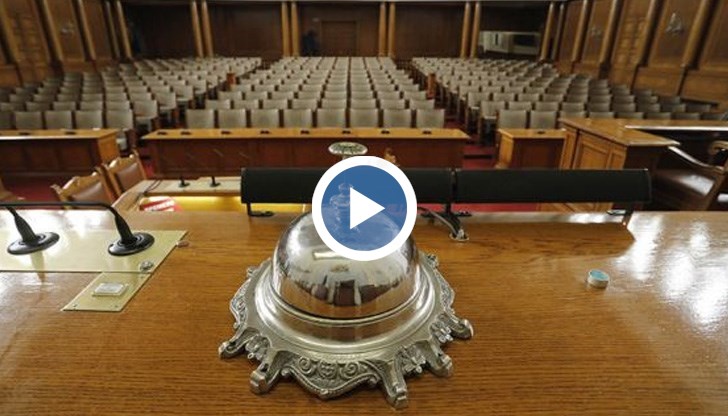 Ден преди последната консултация при президента въпросът за редовно правителство остава неразрешен