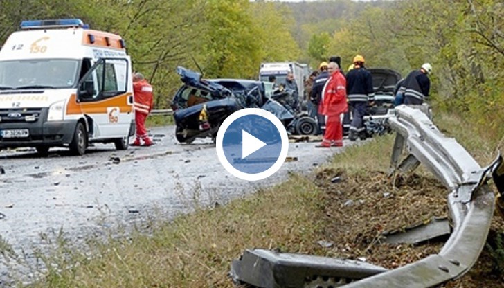 Пострадали са пътниците в автомобила