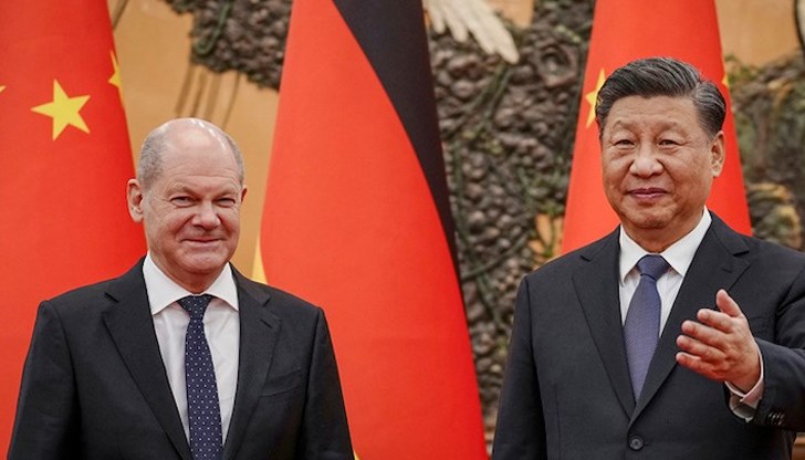 Германският канцлер призова руския президент Владимир Путин да продължи зърненото споразумение