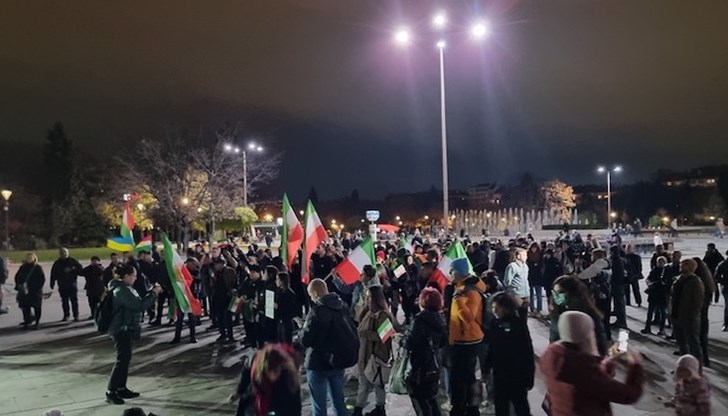 Студенти са загинали, бити до смърт в учебни заведения, разкри Фирузе Ак Бари