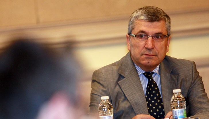 Вместо главния прокурор да си носи позора на перверзните му схеми за борба с корупцията, сега съдиите носят този позор