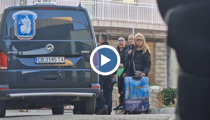 Все още не ясно каква ще бъде съдбата на сина на Десислава Иванчева, който се роди преди година