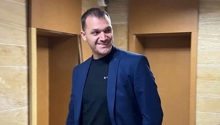 Красимир Батаклиев е опитал да бутне на униформените рушвет от 30 лева