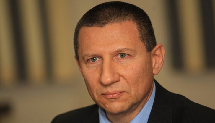 Най-тъжното и унизително за нас е, че преследваме мигрантите, вместо "каналджиите", заяви той Най-тъжното и унизително за нас е, че преследваме мигрантите, вместо "каналджиите", заяви той