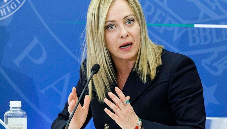 Новите разпоредби ще позволят на 4000 здравни специалисти да се върнат на работа