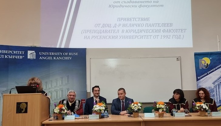 Гордост за Юридическия факултет е, че настоящият служебен министър на правосъдието е негов възпитаник Гордост за Юридическия факултет е, че настоящият служебен министър на правосъдието е негов възпитаник