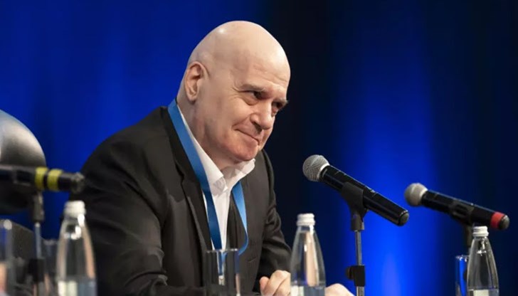 Когато “Има такъв народ” спечели изборите и беше готова да предложи правителство на малцинството, настана такъв вой Когато “Има такъв народ” спечели изборите и беше готова да предложи правителство на малцинството, настана такъв вой