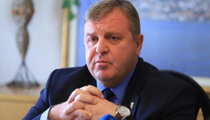 На българската граница трябва да бъдат изпратени отново специалните сили, казва бившият военен министър Красимир Каракачанов