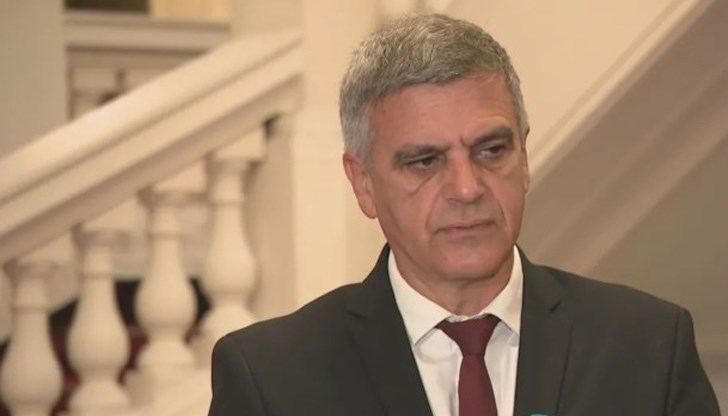 Принципът, българско оръжие да бъде заменено от съюзниците по стандартите на НАТО, обясни Янев смяната на позицията на неговата партия