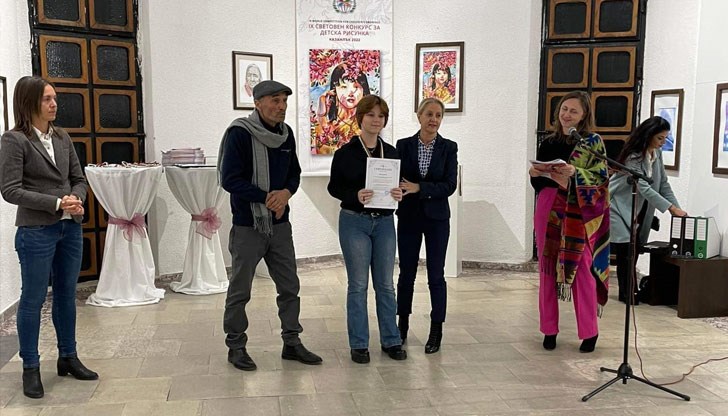 В арт състезанието участваха над 9000 рисунки от цял свят