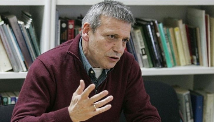 Не виждам как ще стане увеличаване на доходите чрез държавния бюджет, коментира икономистът