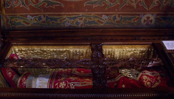 Мощите на св. Стефан Урош II Милутин се пазят в столичната църква "Света Неделя"