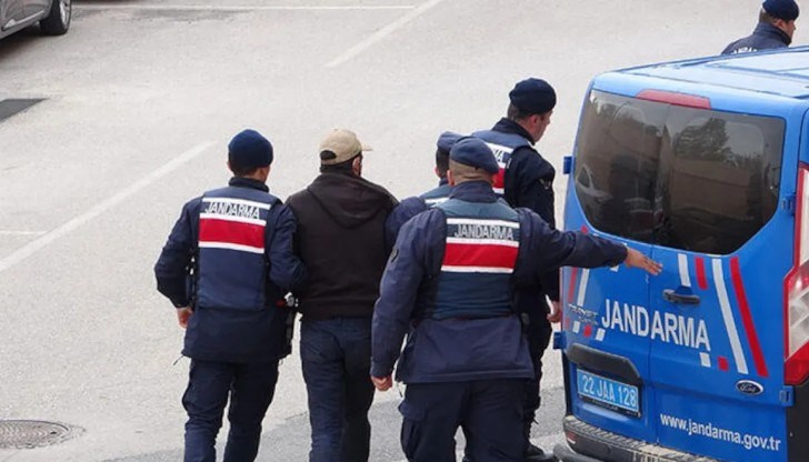 Арестуваните са двамата братя Мустафа Е. и Енгин Е. - криминално проявени