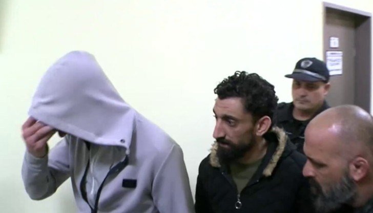 Присъдата е 11 месеца лишаване от свобода с 3-годишен изпитателен срок и глоба от 2500 лева