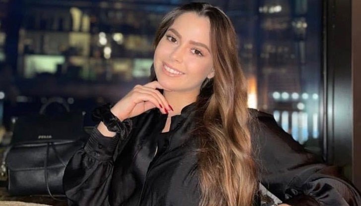 Момичето е диагностицирано с рядко заболяване, което изисква лечение с химиотерапия и трансплантация на стволови клетки Момичето е диагностицирано с рядко заболяване, което изисква лечение с химиотерапия и трансплантация на стволови клетки