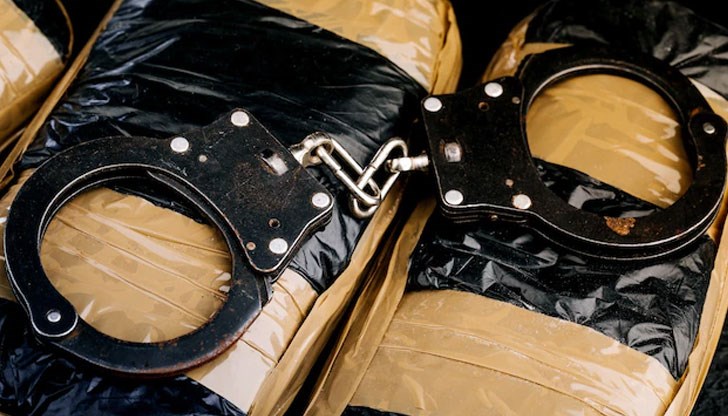 Наркотикът е намерен при претърсване на автомобил в град Банкя Наркотикът е намерен при претърсване на автомобил в град Банкя