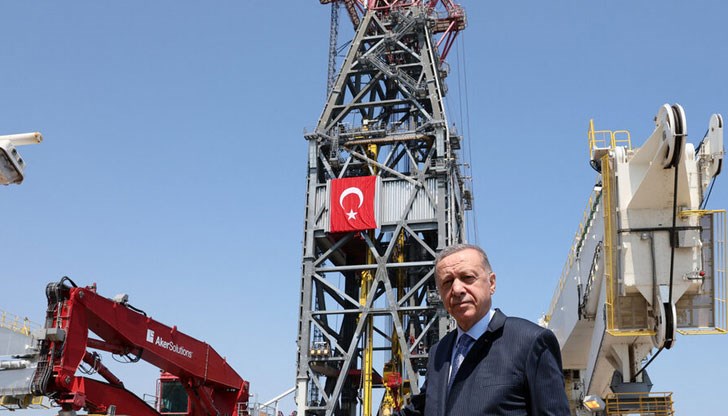 Според турския президент, целта е синьото гориво да е на разположение за потребление догодина